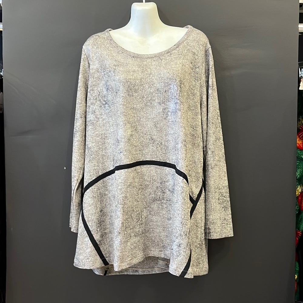 G!oze Sweater/Blouse